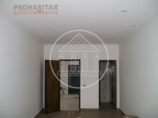 Sala com 17m², para alugar, no bairro Cidade Dutra em São Paulo
