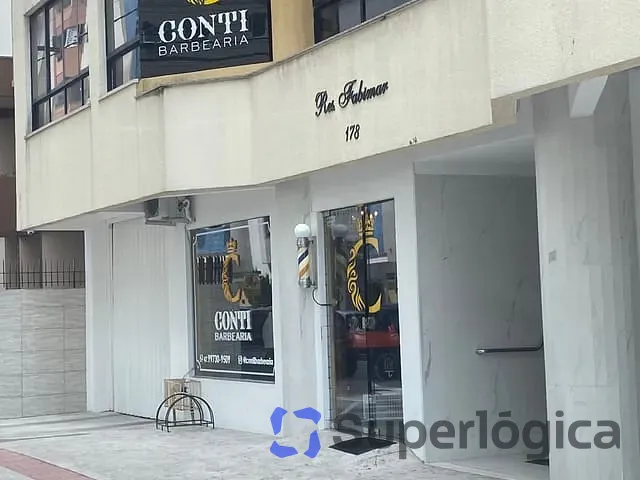 Sala à venda, no bairro Centro em Balneário Camboriú