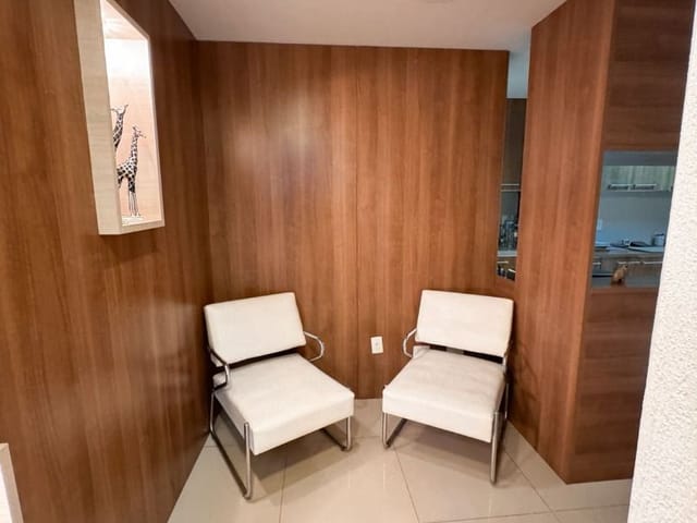Sala com 60m², à venda ou para alugar, no bairro Centro em Macaé