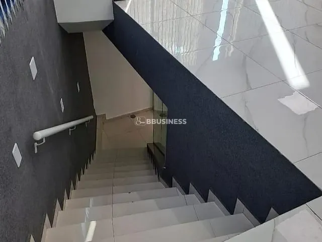 Sala com 550m², para alugar, no bairro São João Clímaco em São Paulo