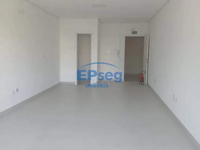 Sala com 51m², para alugar, no bairro Bela Vista em Londrina