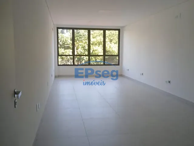 Sala com 51m², para alugar, no bairro Bela Vista em Londrina