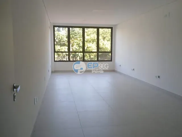 Sala com 51m², para alugar, no bairro Bela Vista em Londrina