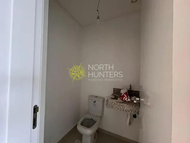 Sala para alugar, no bairro Jurerê Internacional em Florianópolis