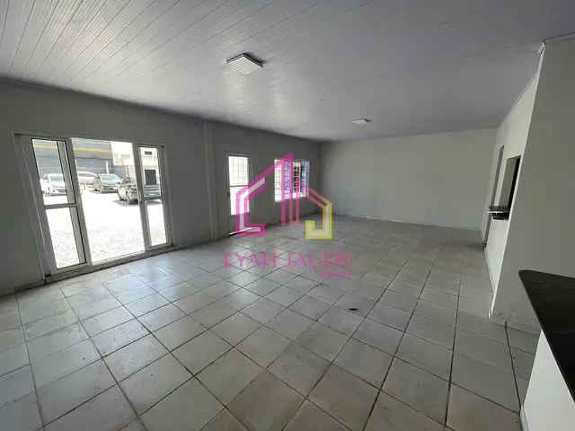 Sala com 63m², para alugar, no bairro Jardim Petrópolis em Cuiabá