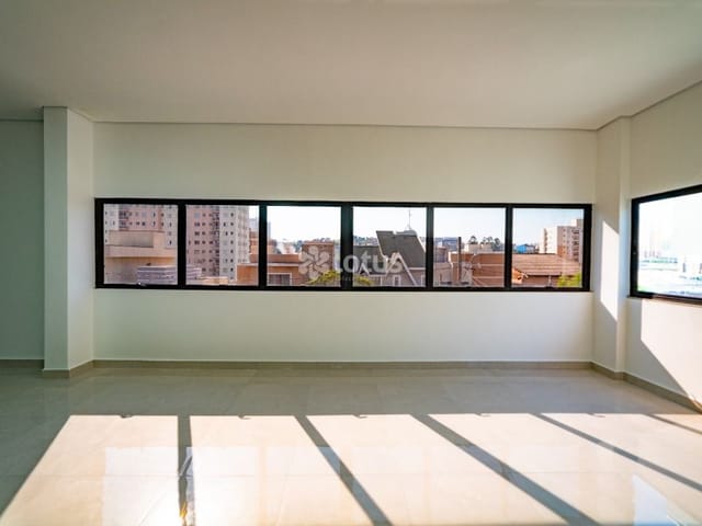 Sala com 91m², para alugar, no bairro Polvilho em Cajamar