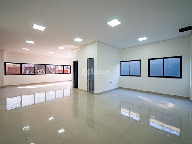 Sala com 91m², para alugar, no bairro Polvilho em Cajamar
