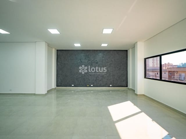 Sala com 91m², para alugar, no bairro Polvilho em Cajamar