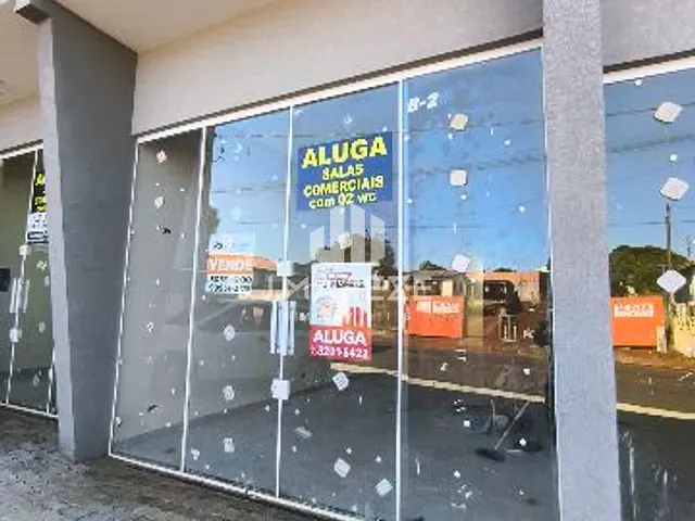 Loja com 80m², para alugar, no bairro Vila Shangri-La em Apucarana