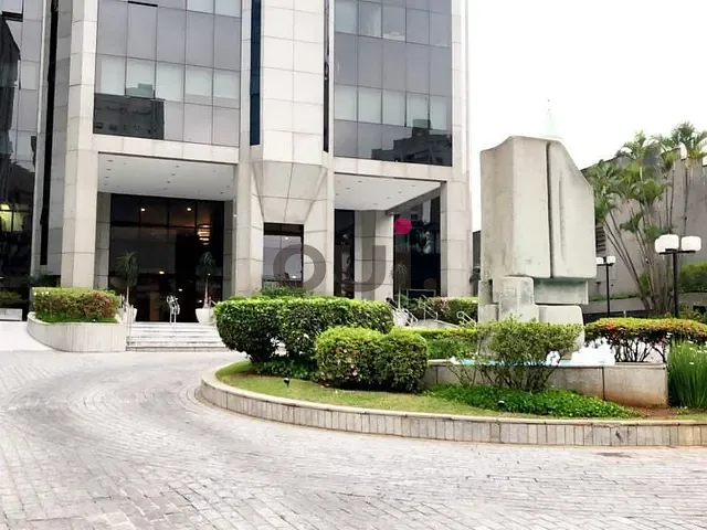 Sala para alugar, no bairro Itaim Bibi em São Paulo