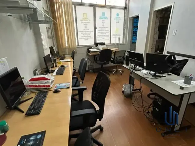 Sala à venda, no bairro Centro em Volta Redonda