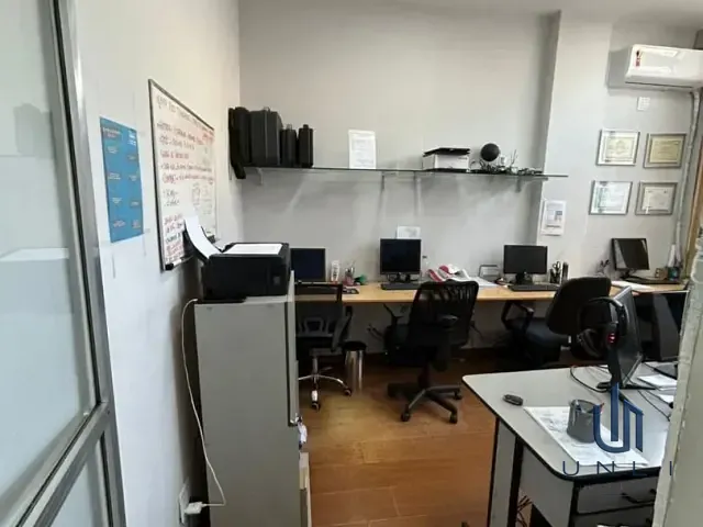 Sala à venda, no bairro Centro em Volta Redonda