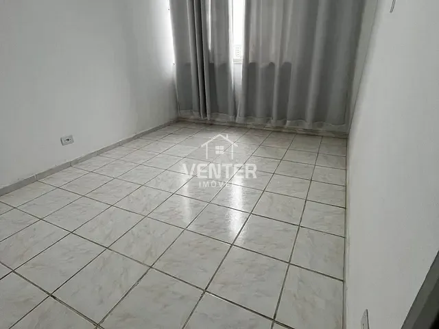 Sala à venda ou para alugar, no bairro Centro em Taubaté