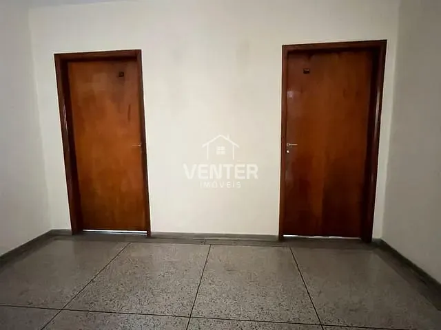 Sala à venda ou para alugar, no bairro Centro em Taubaté