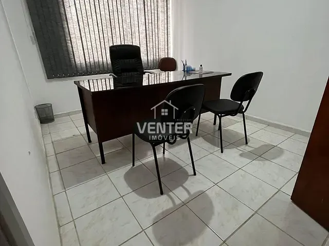 Sala à venda ou para alugar, no bairro Centro em Taubaté