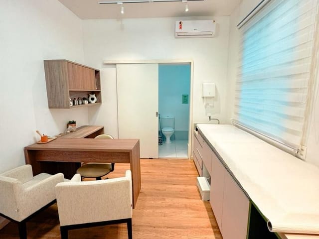 Sala para alugar, no bairro Cavaleiros em Macaé