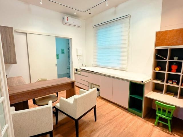 Sala para alugar, no bairro Cavaleiros em Macaé