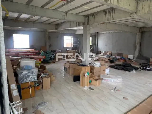 Sala para alugar, no bairro Alphaville (Abrantes) em Camaçari