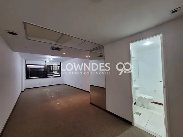 Sala à venda, no bairro Centro em Rio de Janeiro