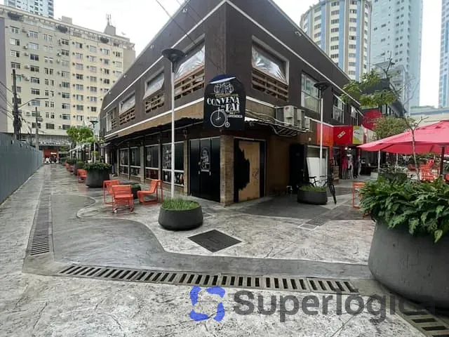 Sala com 860m², à venda, no bairro Centro em Balneário Camboriú