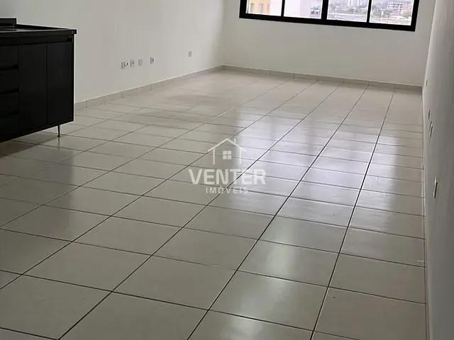 Sala para alugar, no bairro Centro em Taubaté