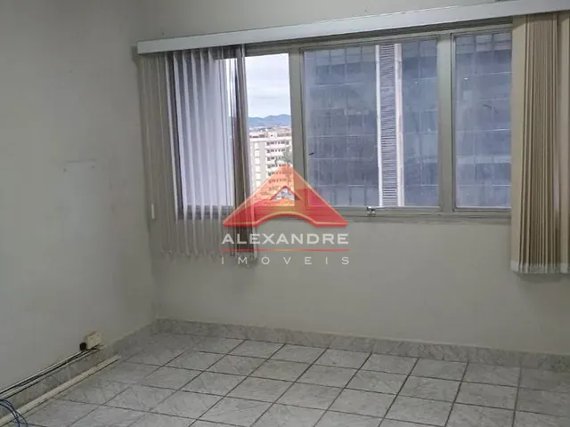 Sala com 32m², à venda, no bairro Centro em São José dos Campos