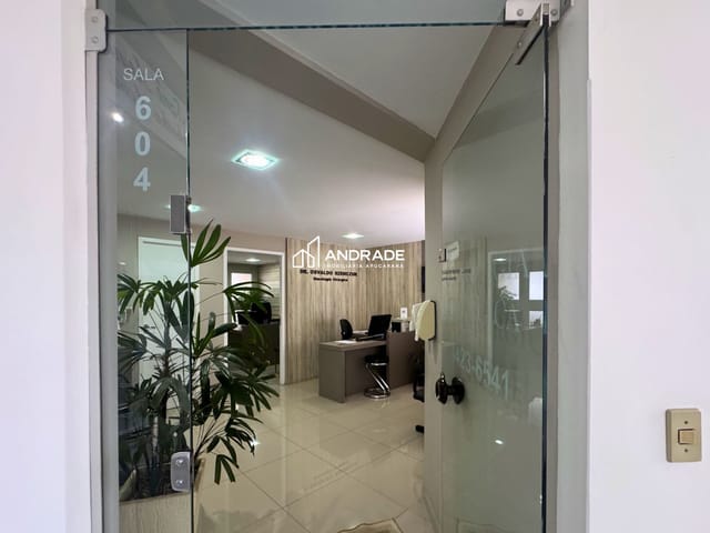 Sala com 97m², à venda, no bairro Centro em Apucarana