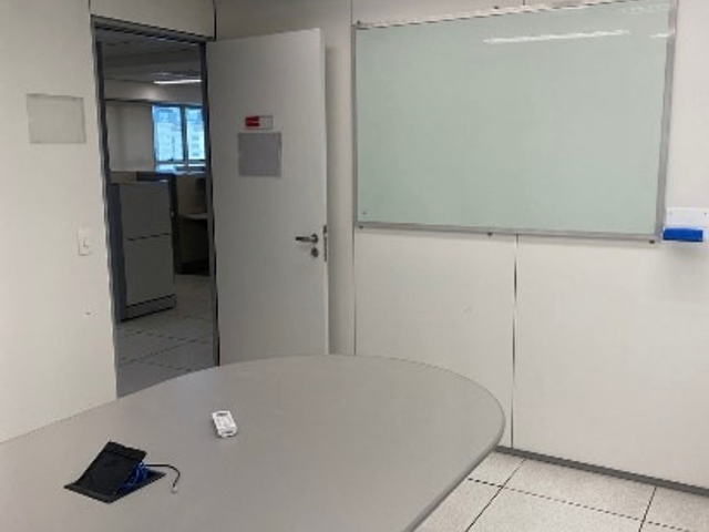 Sala para alugar, no bairro Savassi em Belo Horizonte
