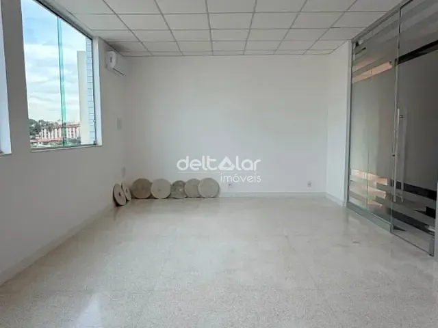 Sala com 25m², para alugar, no bairro Castelo em Belo Horizonte
