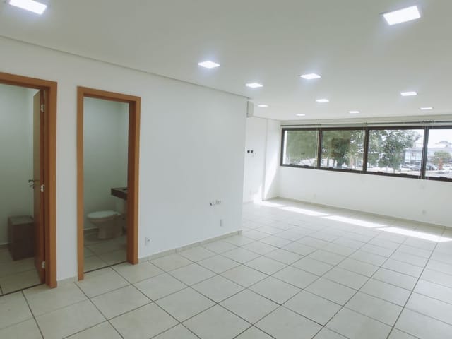 Foto do Sala - Sala comercial para locação -R$.2.800,00, no Cond. Coml. DUQUE HALL,  46 m2, Vila Brasil, Londrina, PR | Grupo Mitral Imóveis