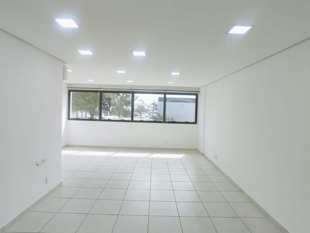Foto do Sala - Sala comercial para locação -R$.2.800,00, no Cond. Coml. DUQUE HALL,  46 m2, Vila Brasil, Londrina, PR | Grupo Mitral Imóveis