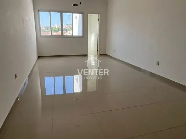 Sala à venda ou para alugar, no bairro Jardim Maria Augusta em Taubaté