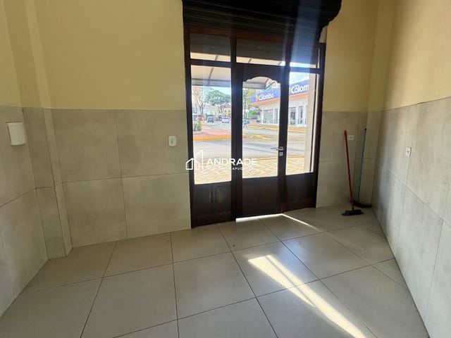 Sala para alugar, no bairro Centro em Apucarana