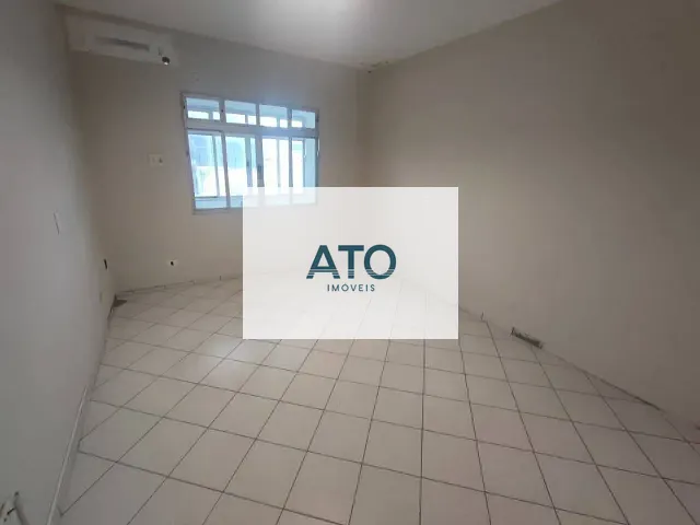 Sala à venda, no bairro Centro em Tijucas