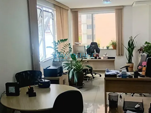 Sala à venda, no bairro Água Branca em São Paulo