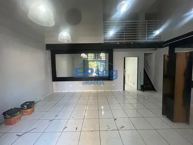 Sala para alugar, no bairro Centro em Londrina