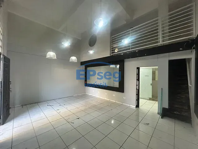 Sala para alugar, no bairro Centro em Londrina