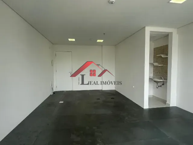 Sala com 31m², para alugar, no bairro Jardim em Santo André