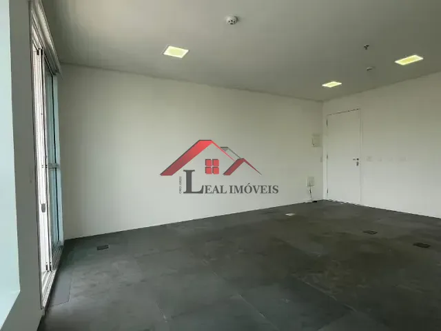 Sala com 31m², para alugar, no bairro Jardim em Santo André