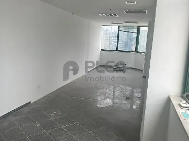 Sala à venda, no bairro Tucuruvi em São Paulo