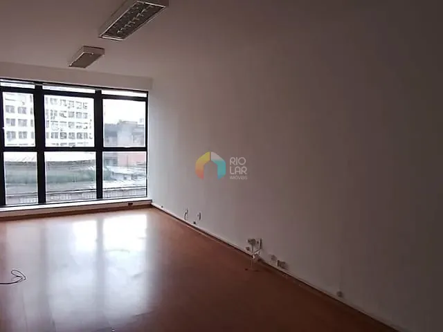Sala com 32m², à venda, no bairro Centro em Rio de Janeiro