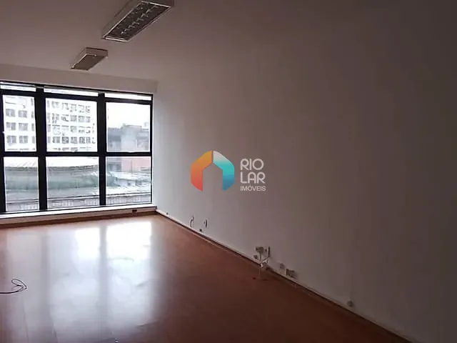 Sala com 32m², à venda, no bairro Centro em Rio de Janeiro