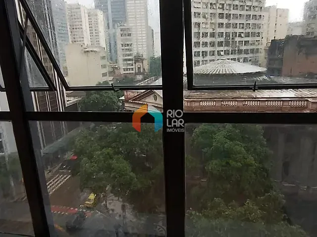 Sala com 32m², à venda, no bairro Centro em Rio de Janeiro