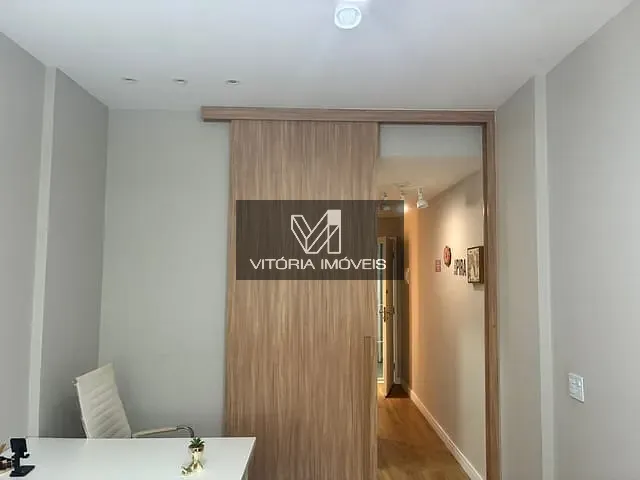 Sala com 30m², para alugar, no bairro Praia do Canto em Vitória