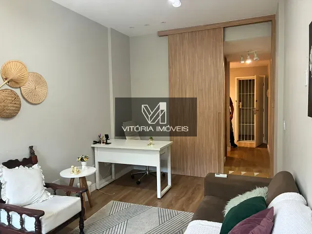 Sala com 30m², para alugar, no bairro Praia do Canto em Vitória