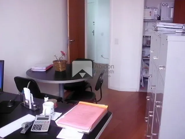 Sala com 56m², à venda, no bairro Centro em Niterói