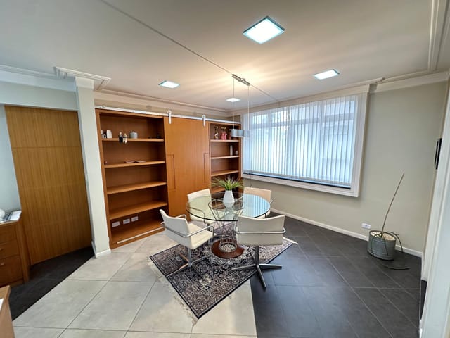 Foto do Sala - 🚀 Oportunidade no Centro de São Paulo – Sala Comercial de 58m², Mobiliada, Banheiro e Copa Pronta para Uso! 💼✨ | Organização Imobiliária Açores