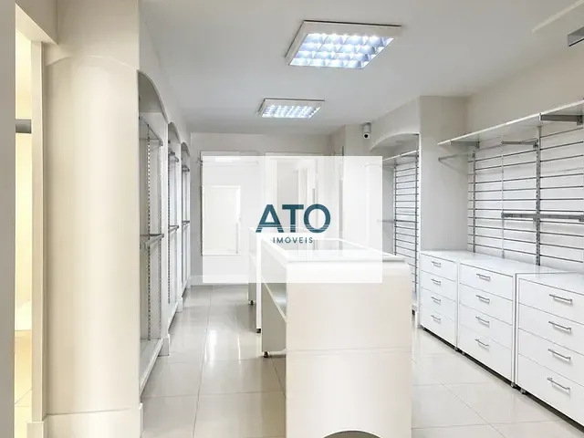 Sala para alugar, no bairro Centro em Tijucas