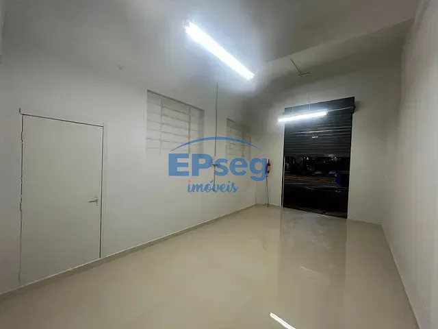 Sala para alugar, no bairro Centro em Londrina