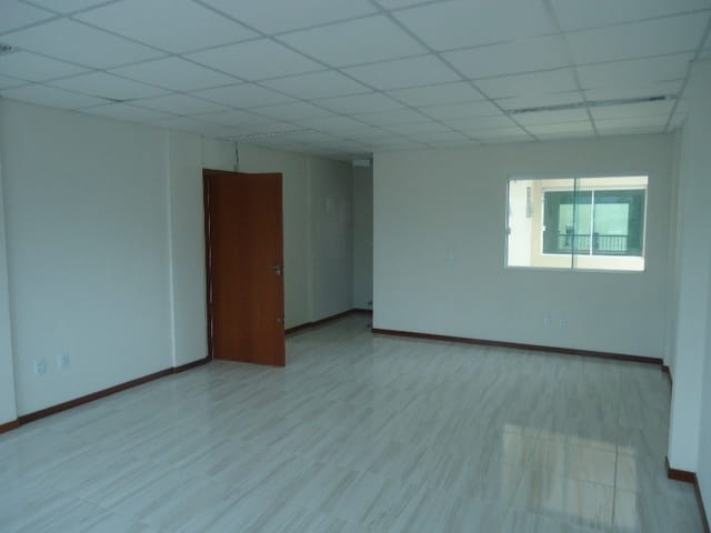 Sala com 55m², para alugar, no bairro São Vicente em Itajaí